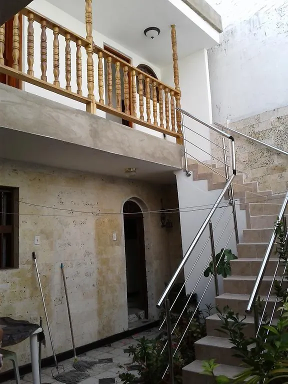 Casa De Familia Apartment Cartagena Homestay